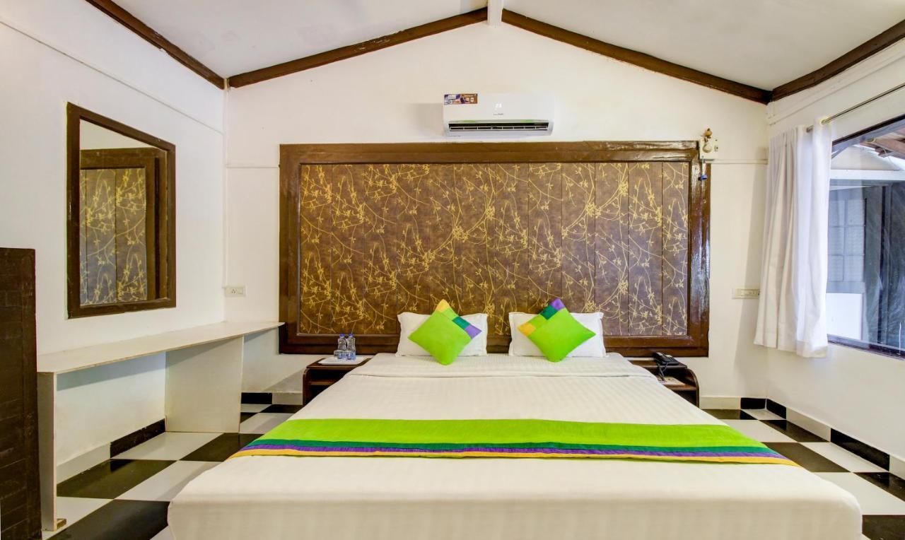 Treebo Trend Ashwem Beach Resort Goa 만드렘 외부 사진