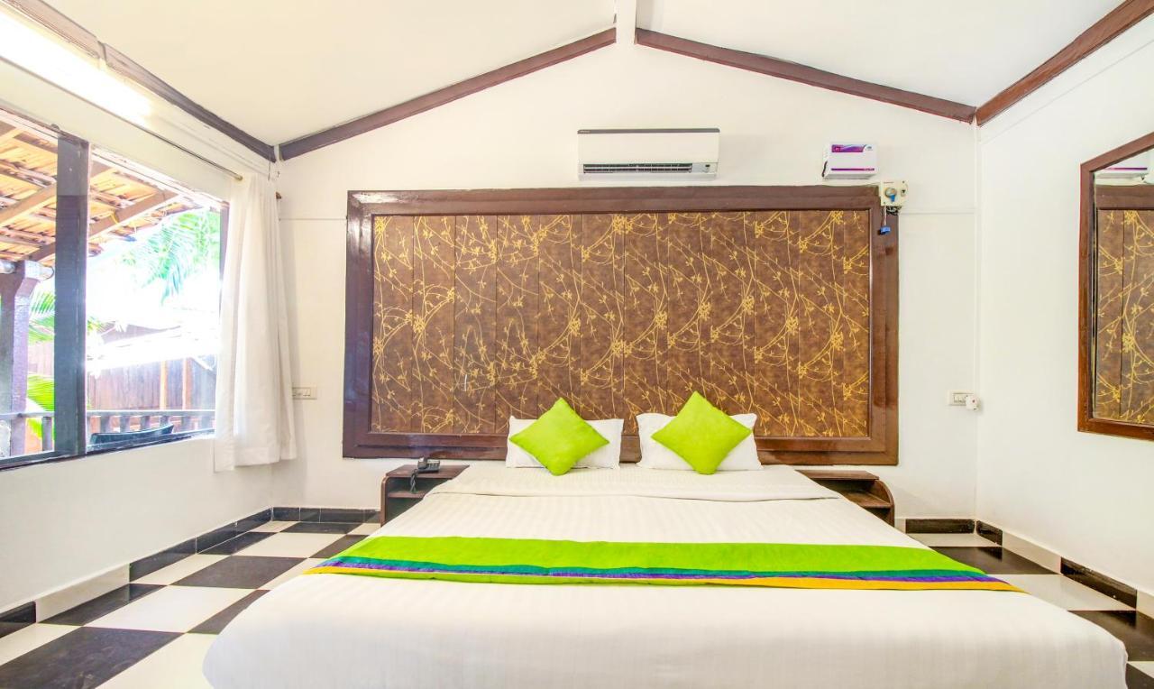 Treebo Trend Ashwem Beach Resort Goa 만드렘 외부 사진